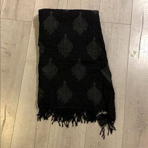 Wilfred blanket scarf